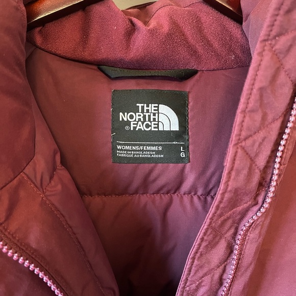 The North Face Maroon Winter Jacket - Picture 2 of 6